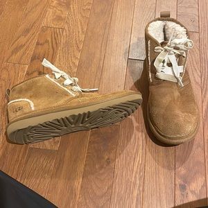 Ugg short tan boots 5